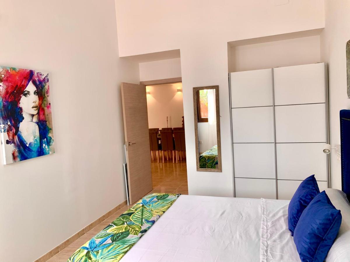 Amplia Vivienda New Para12 Pers A 4 Min Caminando De Playa Con Terraza, Piscina Com, Wifi, Ventiladores De Techo, Lavavajillas Roquetas de Mar Kültér fotó